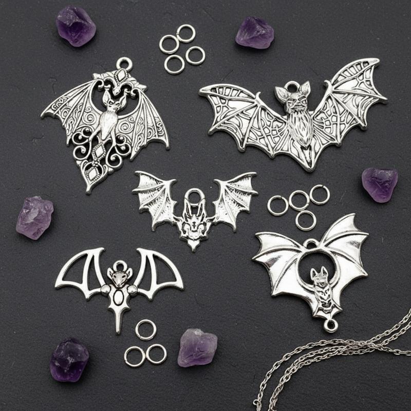 Cosplay Bat Prop - # จี้รูปค้างคาวสไตล์โกธิค 4 ชิ้น จี้รูปค้างคาวย้อนยุคสำหรับฮาโลวีน จี้ดีไซน์เนอร์สำหรับทำเครื่องประดับ