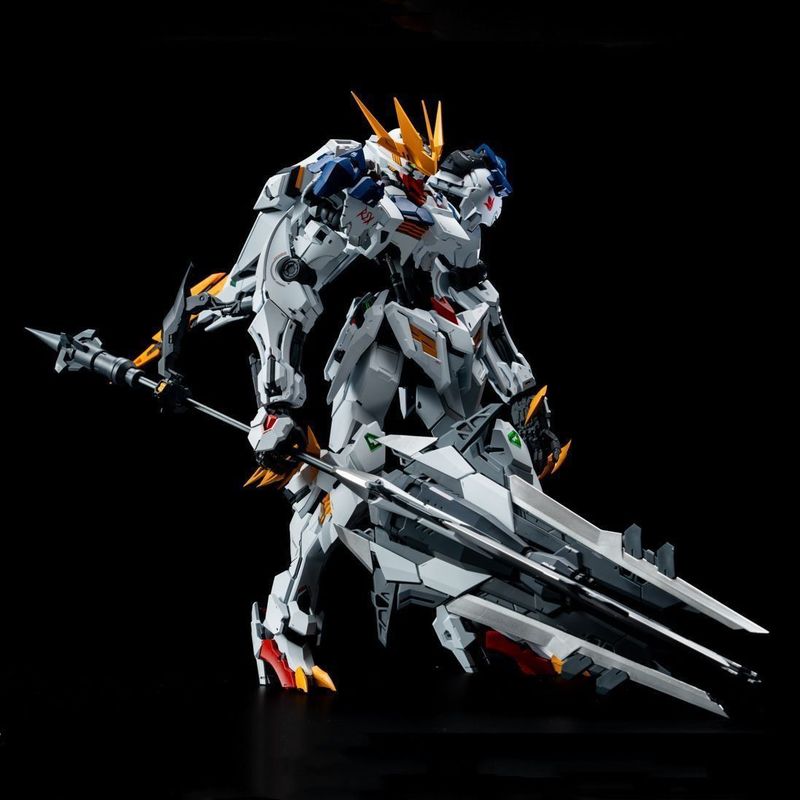 【ในสต็อก】LUNAVOR MG 1/100 Wolf - Bandai Gundam Rg บทวิจารณ์และราคา